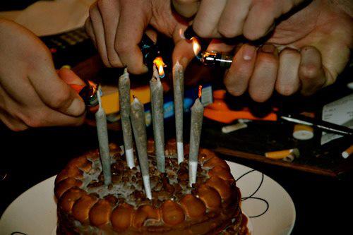 Name:  weedcake.jpg
Hits: 174
Gre:  26,8 KB
