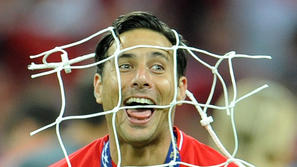 Name:  schalke-bedient-sich-beim-fc-bayern.jpg
Hits: 186
Gre:  12,8 KB
