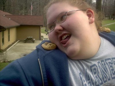 Name:  fat-people-love-cookies_36917445.jpg
Hits: 60
Gre:  30,5 KB