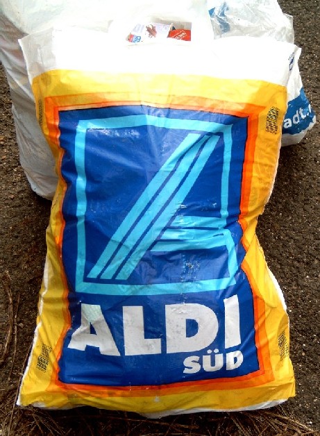 Name:  Aldituete.jpg
Hits: 75
Gre:  103,4 KB