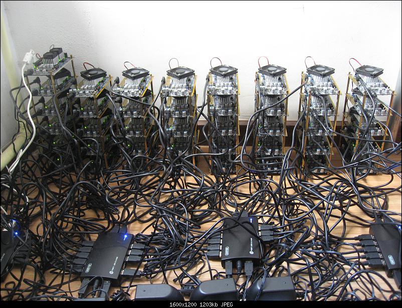 Klicke auf die Grafik fr eine grere Ansicht 

Name:	bitcoin-fpga-mining-rig.jpg-.jpg 
Hits:	186 
Gre:	1,18 MB 
ID:	8399