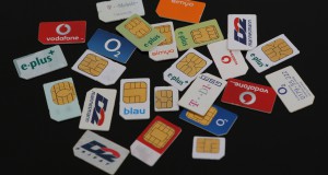 Verschiedene SIM-Karten (Bild: Tim Reckmann / pixelio.de)